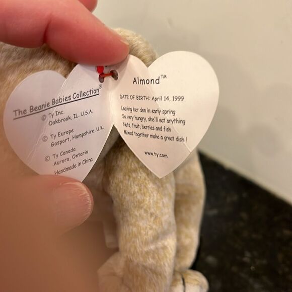 TY Beanie Baby Almond the Beige Bear 1999 Babies Plush Doll Shiny Black Eyes - Picture 4 of 13